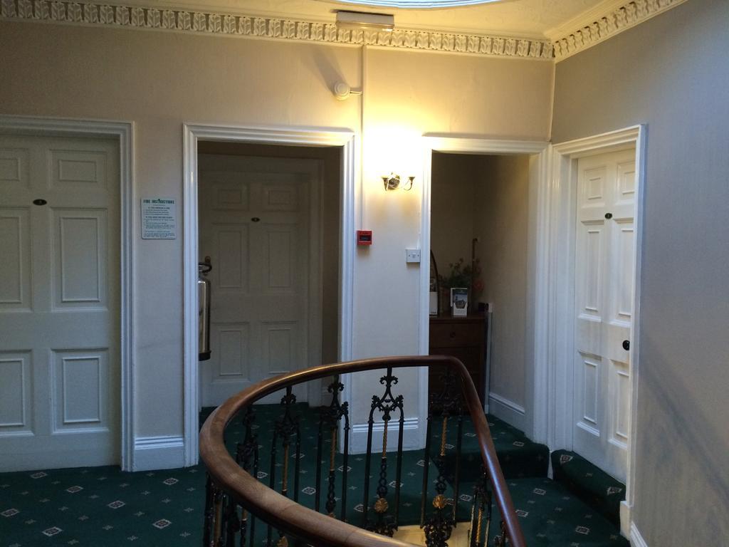 Hilbury Court Hotel Троубридж Екстер'єр фото