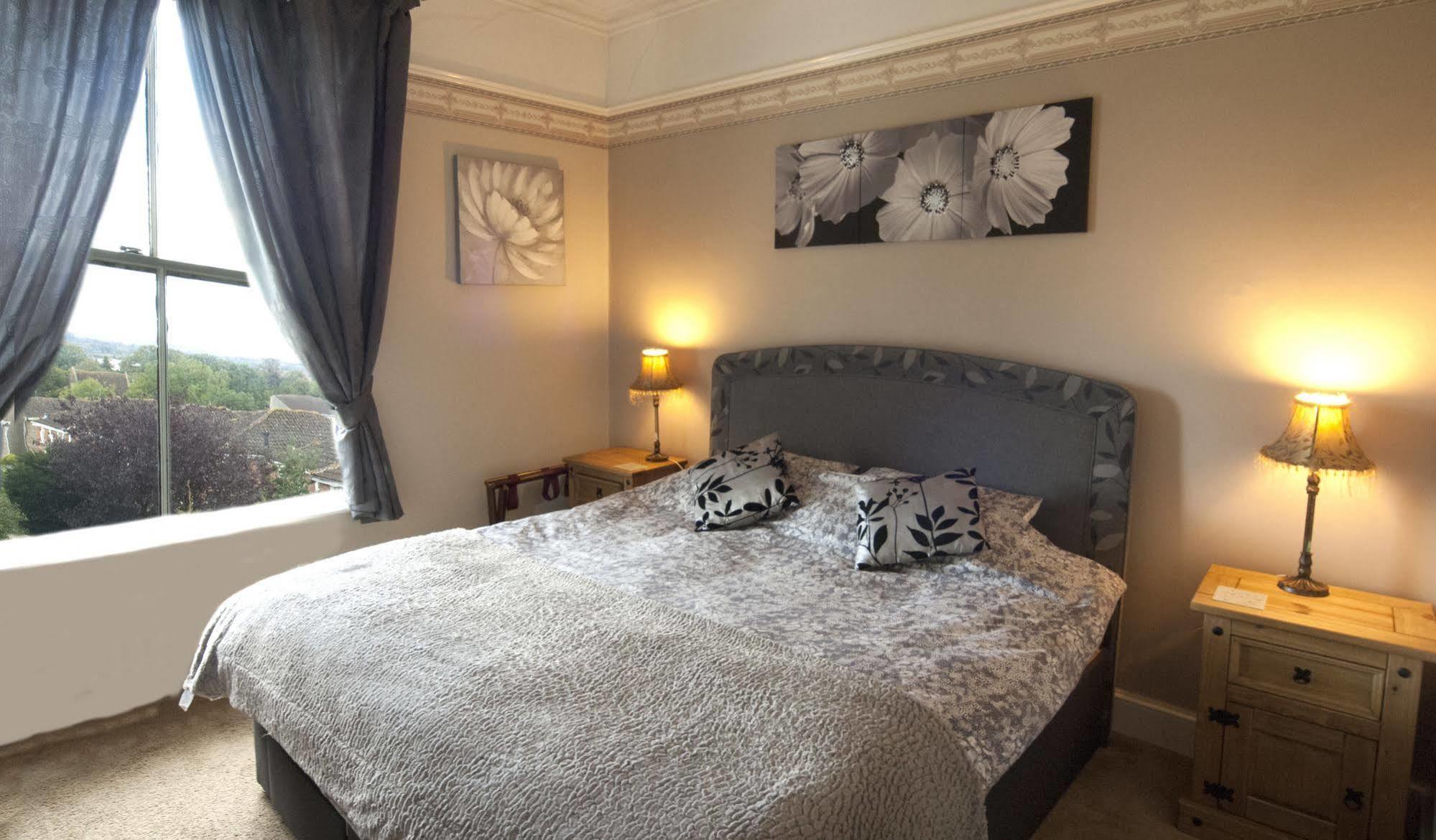 Hilbury Court Hotel Троубридж Екстер'єр фото