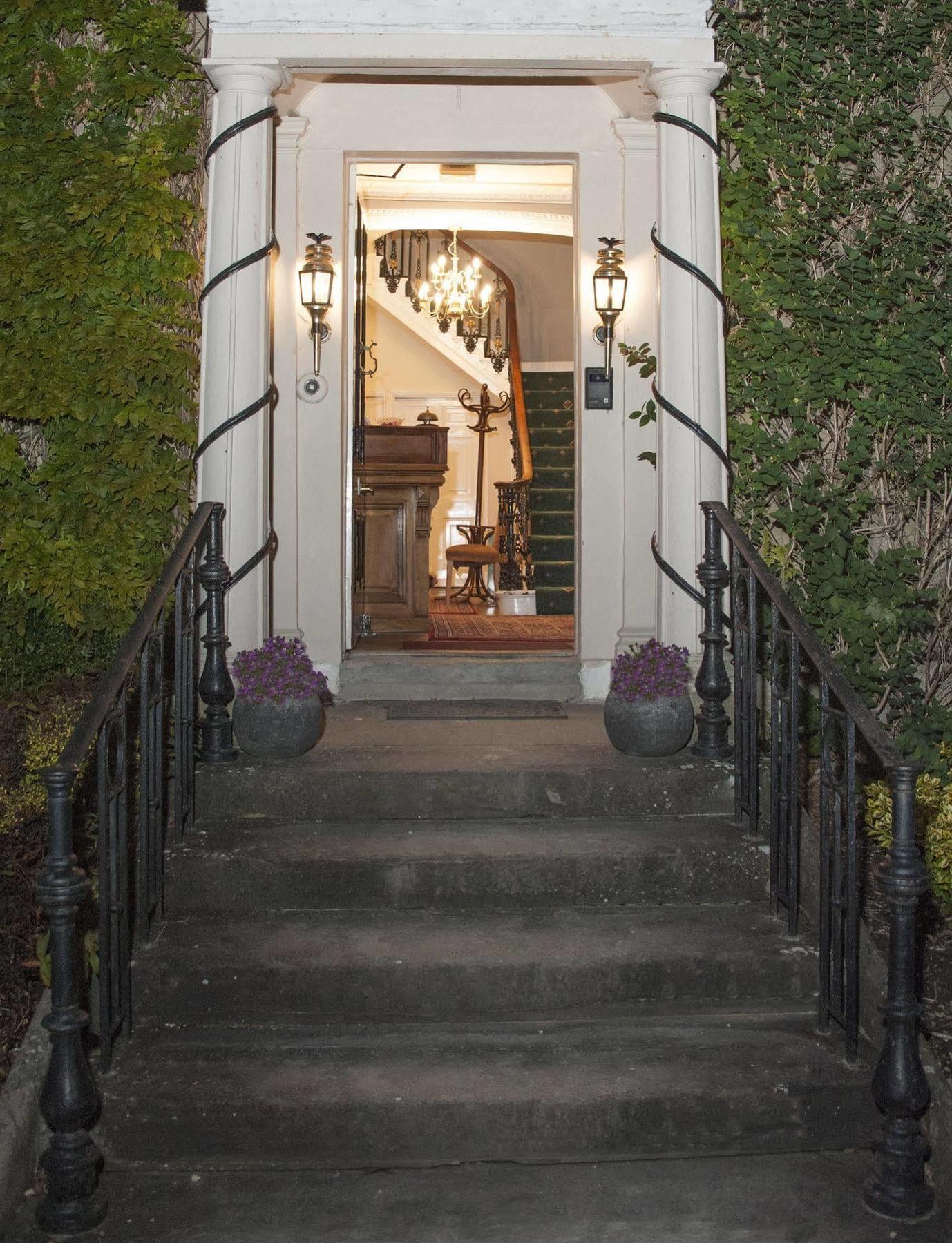 Hilbury Court Hotel Троубридж Екстер'єр фото