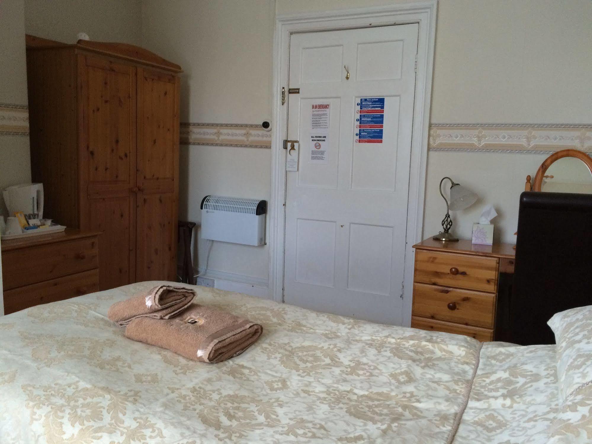 Hilbury Court Hotel Троубридж Екстер'єр фото